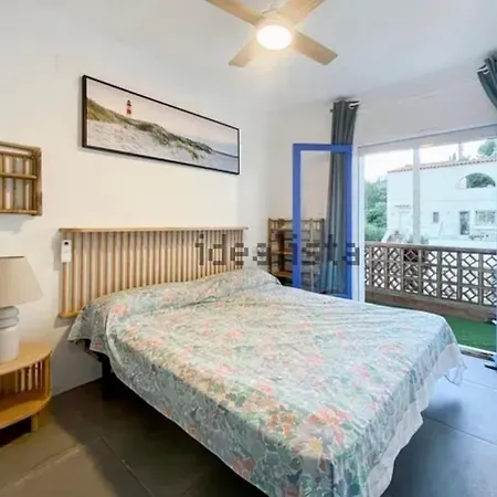 Cozy House With Sea Views, Terrace And Swimming Pool Holiday home